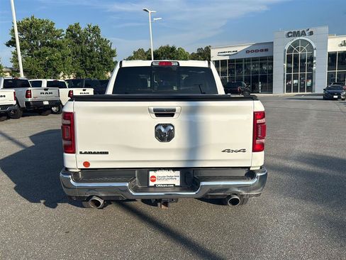 Used 2022 RAM 1500 Laramie AWD/4WD image 5