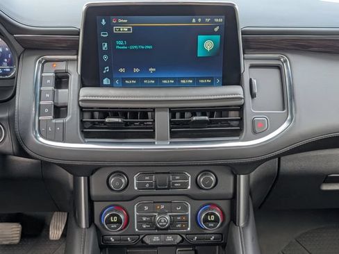 Used 2024 Chevrolet Tahoe Z71 w/ Luxury Package AWD/4WD image 18
