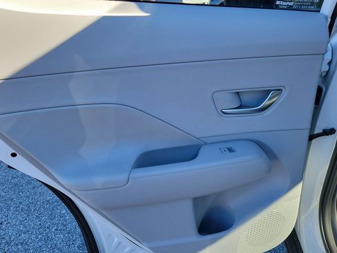 Certified 2025 Hyundai Kona Limited image 10