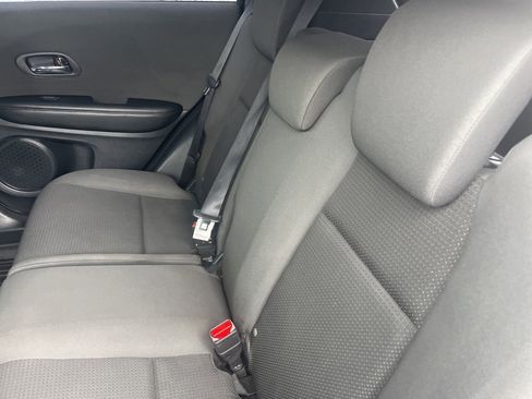 Used 2019 Honda HR-V Sport image 11