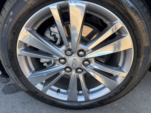 Used 2023 Cadillac XT6 Premium Luxury w/ Technology Package image 26