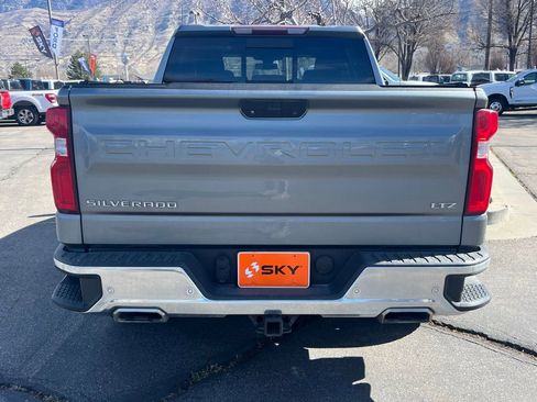 Used 2020 Chevrolet Silverado 1500 LTZ w/ LTZ Premium Package image 10