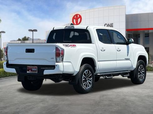 Used 2023 Toyota Tacoma TRD Sport w/ Advanced Technology Package AWD/4WD image 4
