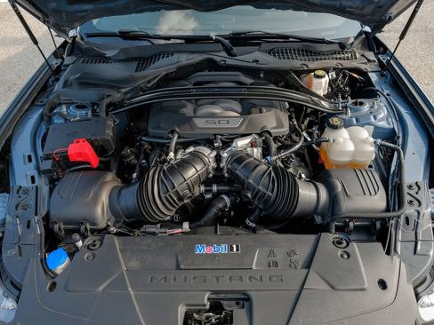 Used 2024 Ford Mustang Dark Horse RWD image 48