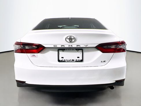 Used 2024 Toyota Camry LE image 6