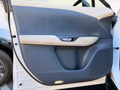 Certified 2023 Lexus RZ 450e Premium image 29