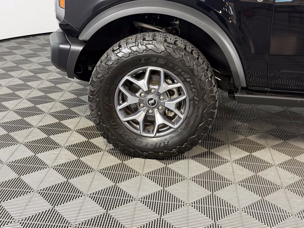 Used 2025 Ford Bronco Badlands AWD/4WD image 11