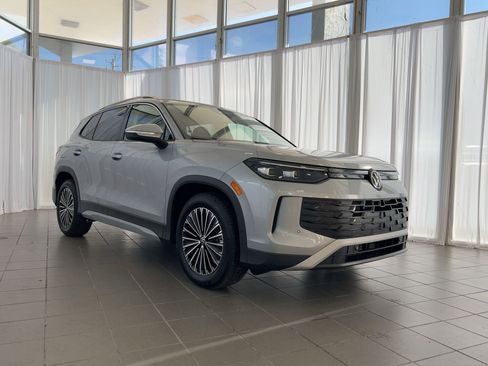 New 2026 Volkswagen Tiguan S image 7