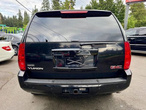 Used 2011 GMC Yukon SLT w/ SLT-2 Equipment Package AWD/4WD image 5