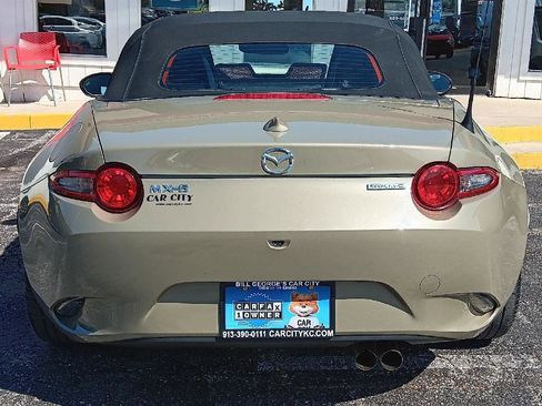 Used 2023 MAZDA MX-5 Miata Grand Touring image 24