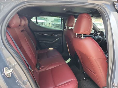 Used 2023 MAZDA MAZDA3 s image 16