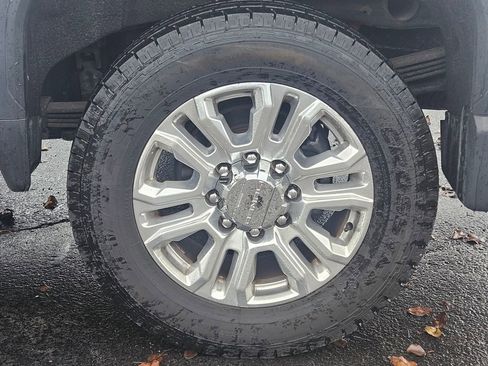 Used 2020 GMC Sierra 2500 Denali w/ Denali Ultimate Package image 10