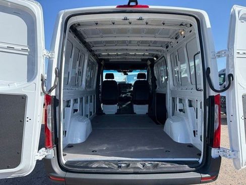 New 2025 Mercedes-Benz Sprinter 2500 image 23