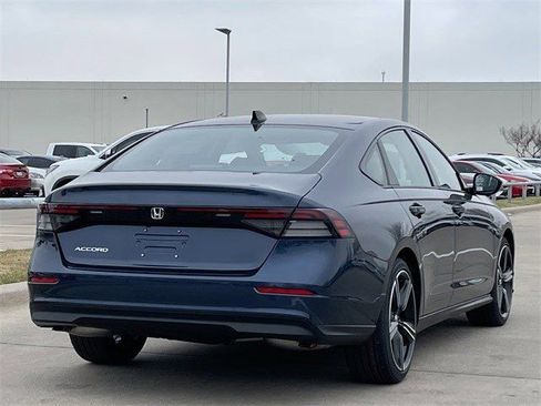 New 2026 Honda Accord SE image 4