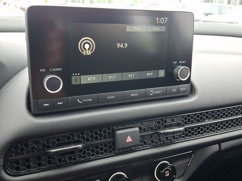 Certified 2024 Honda HR-V LX image 17