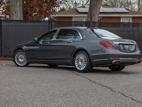 Used 2018 Mercedes-Benz Maybach S 560 4MATIC image 26