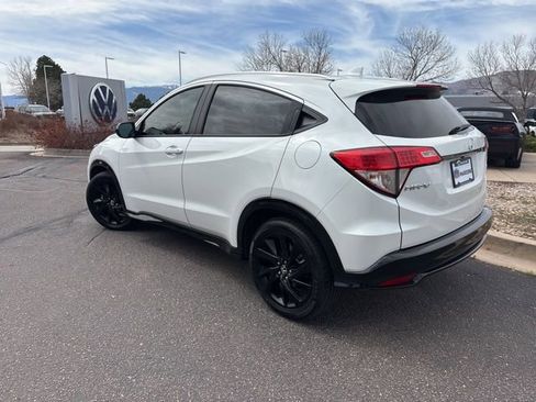 Certified 2022 Honda HR-V Sport image 4