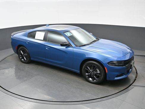 Used 2023 Dodge Charger SXT w/ Blacktop Package image 39