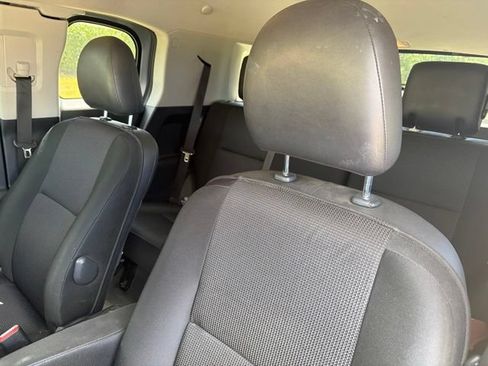 Used 2011 Toyota FJ Cruiser 4WD w/ Convenience Pkg image 10