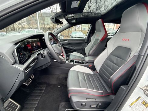 Used 2023 Volkswagen GTI Autobahn image 13