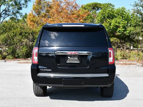 Used 2018 GMC Yukon Denali w/ Denali Ultimate Package image 6
