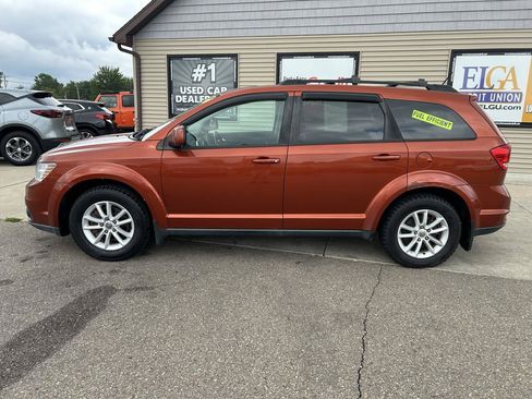 Used 2014 Dodge Journey SXT FWD image 8