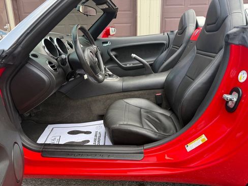 Used 2006 Pontiac Solstice Convertible w/ Premium Package RWD image 33