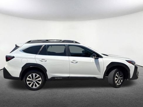 Certified 2024 Subaru Outback Premium AWD/4WD image 17