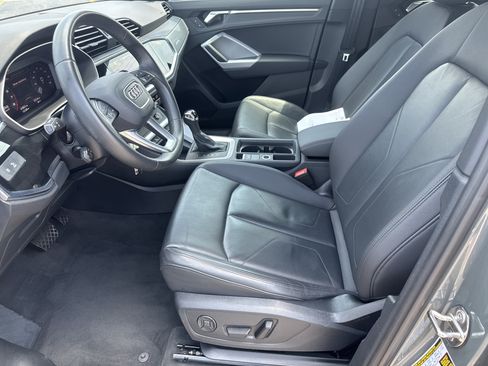 Used 2025 Audi Q3 2.0T Premium AWD/4WD image 5