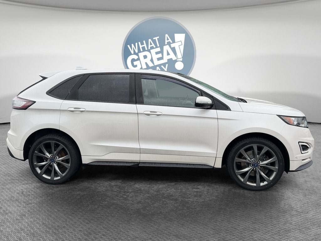 Used 2016 Ford Edge Sport w/ Equipment Group 401A AWD/4WD image 2
