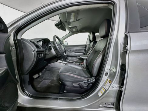 Used 2024 Mitsubishi Outlander Sport AWD image 13