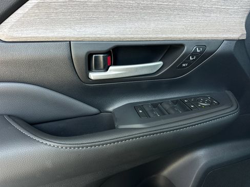 New 2026 Toyota Grand Highlander AWD image 10
