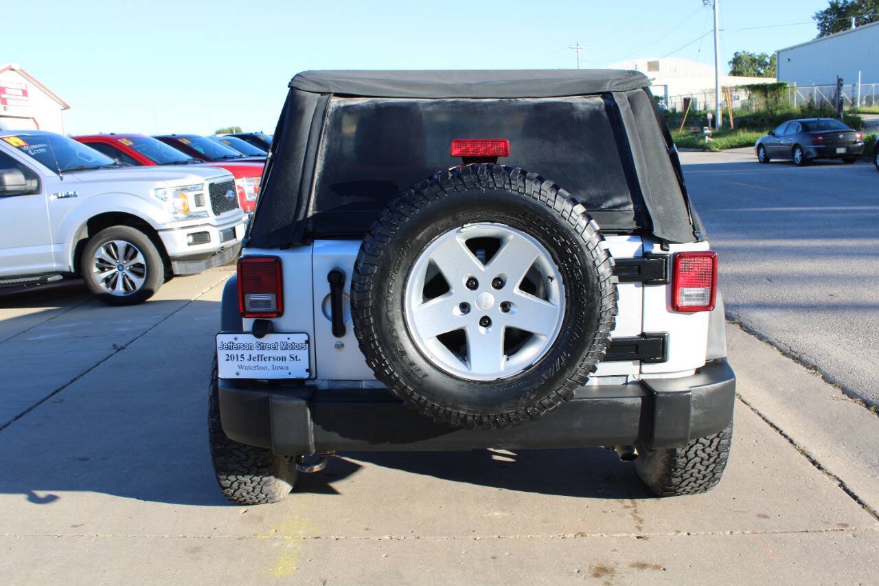 Used 2011 Jeep Wrangler Sport AWD/4WD image 7