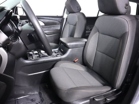 Used 2020 Chevrolet Traverse LS FWD image 30