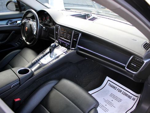 Used 2013 Porsche Panamera S image 14