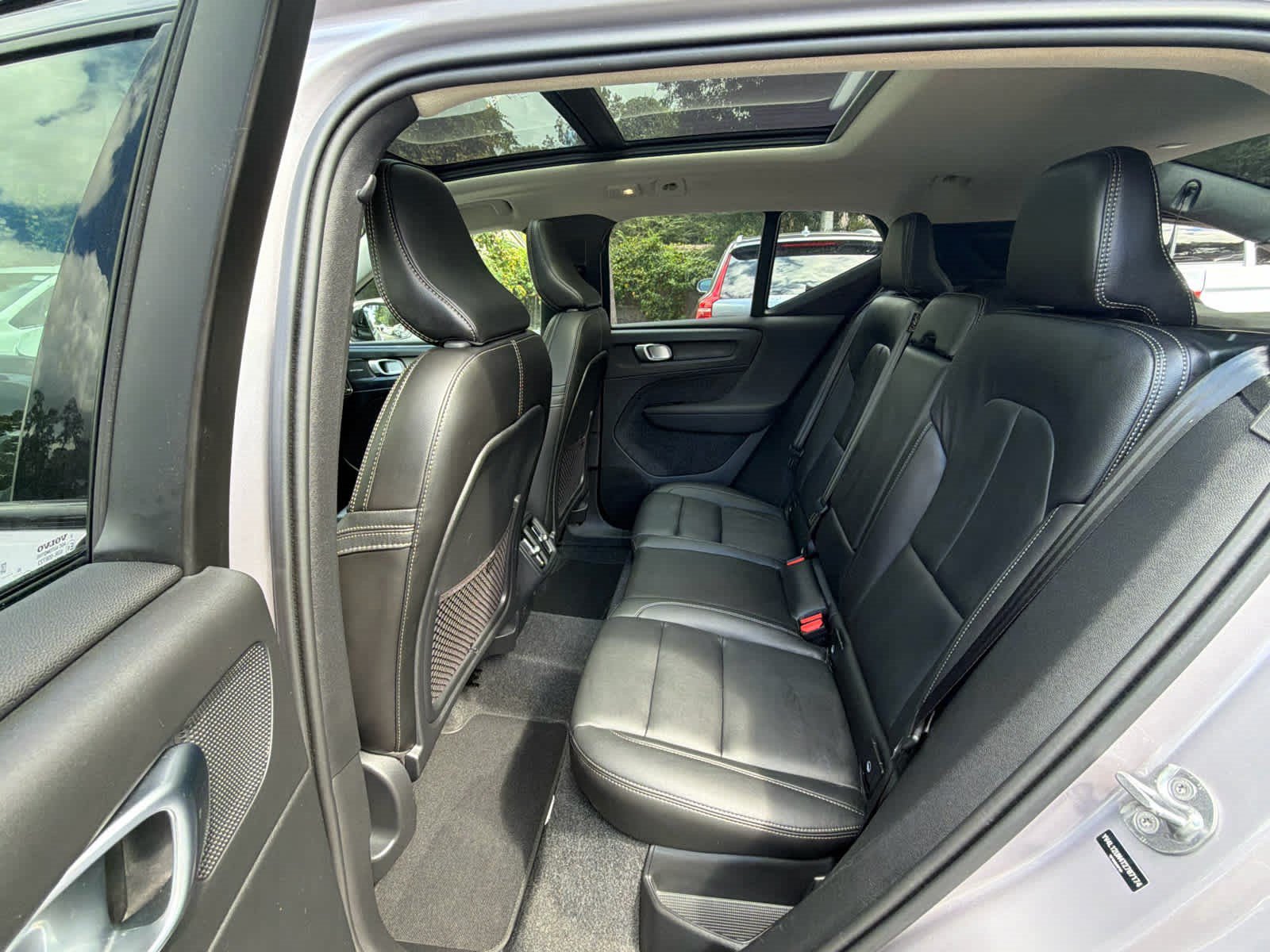 Used 2026 Volvo XC40 B5 Ultra AWD/4WD image 23