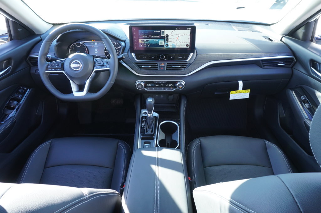 Certified 2025 Nissan Altima 2.5 SL FWD image 11