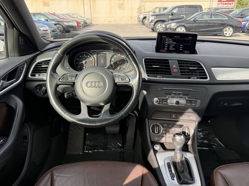Used 2018 Audi Q3 2.0T Premium Plus w/ Premium Plus Package AWD/4WD image 10