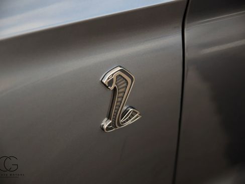 Used 2021 Ford Mustang Shelby GT500 w/ Technology Package image 9