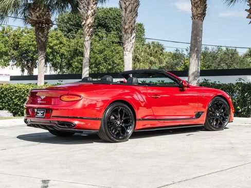 Used 2024 Bentley Continental GT Speed image 9