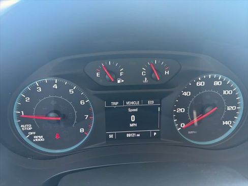 Used 2021 Chevrolet Malibu LT FWD image 11