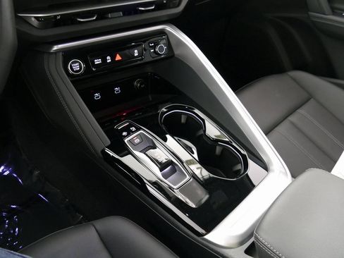 Certified 2025 Audi Q5 Premium Plus w/ Premium Plus image 23