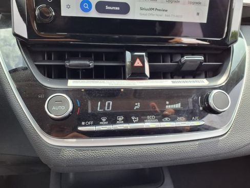 Used 2024 Toyota Corolla LE FWD image 61