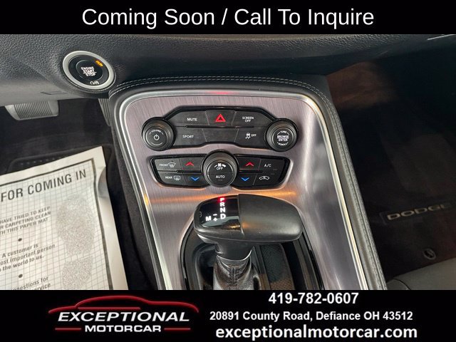 Used 2017 Dodge Challenger SXT RWD image 40