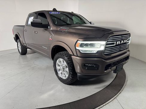 Used 2021 RAM 2500 Laramie AWD/4WD image 7