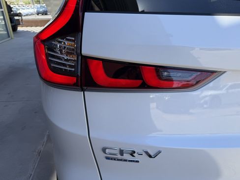 Used 2025 Honda CR-V Sport image 14