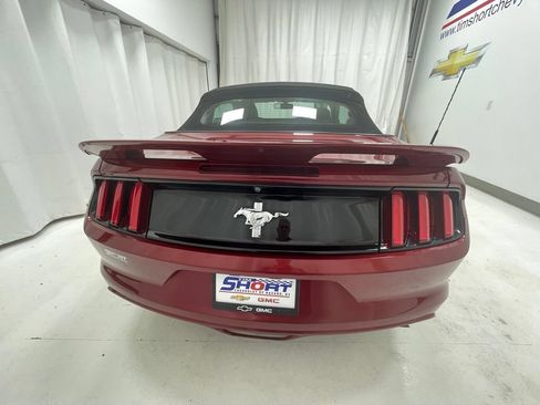 Used 2017 Ford Mustang Convertible RWD image 6
