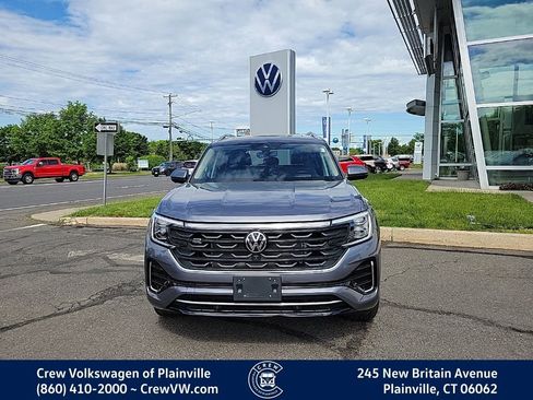 Certified 2024 Volkswagen Atlas SEL Premium R-Line AWD/4WD image 2