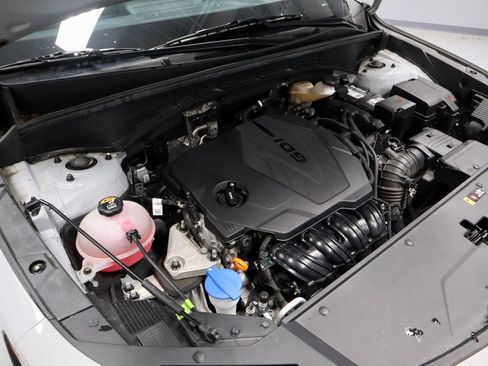 Used 2023 Kia Sorento S w/ Panoramic Sunroof Package image 19