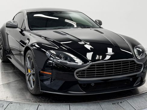 Used 2015 Aston Martin V8 Vantage GT RWD image 3